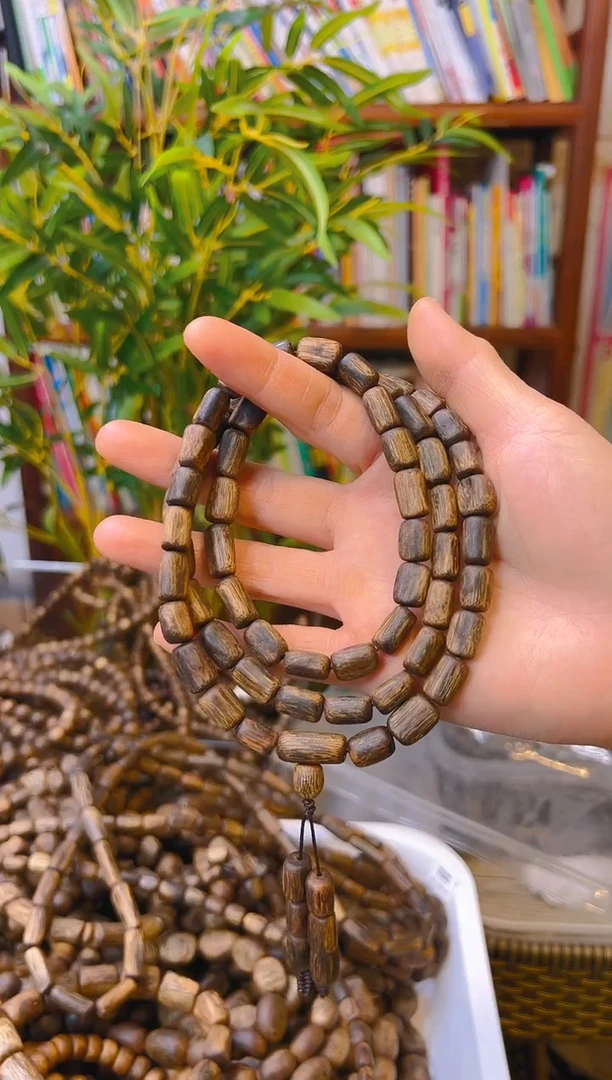 【闪购商品】手串沉香棋楠东江绿多圈