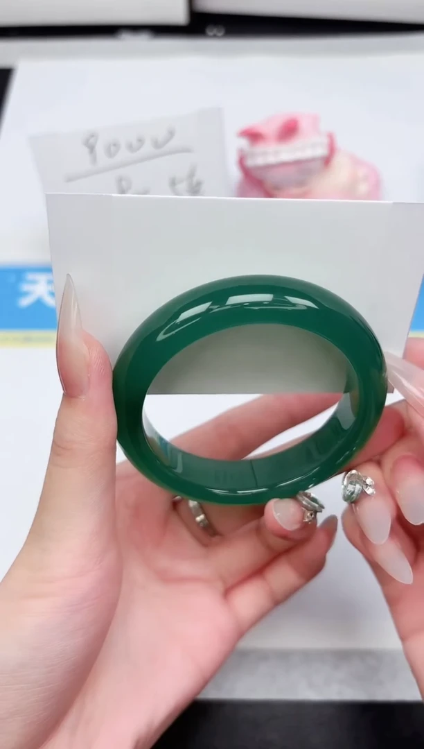 石英质玉手镯未镶嵌102-55.2