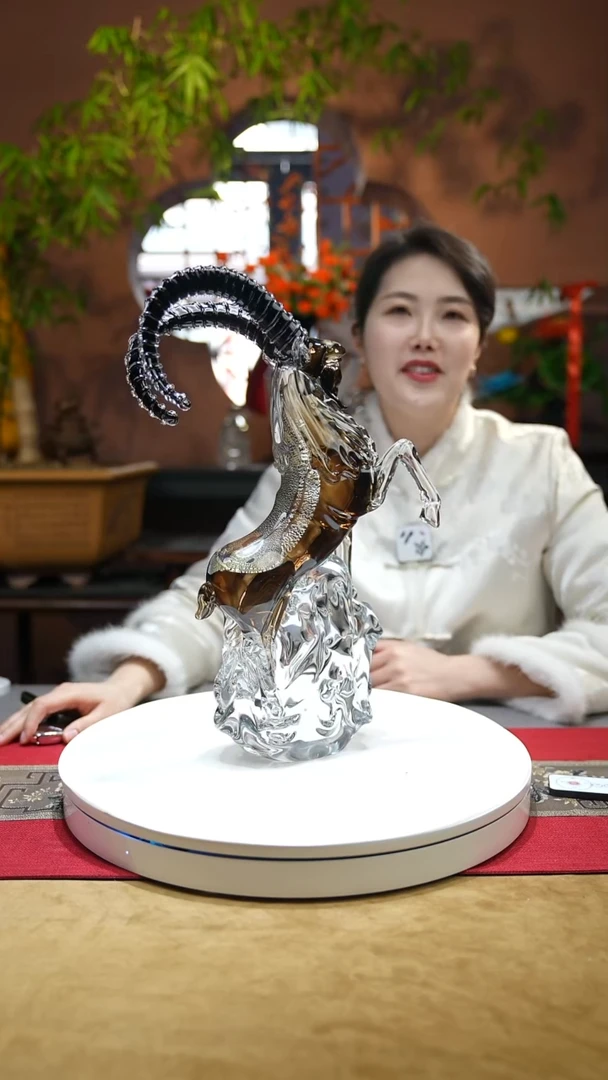 【闪购商品】琉璃手工艺品咖色立羊