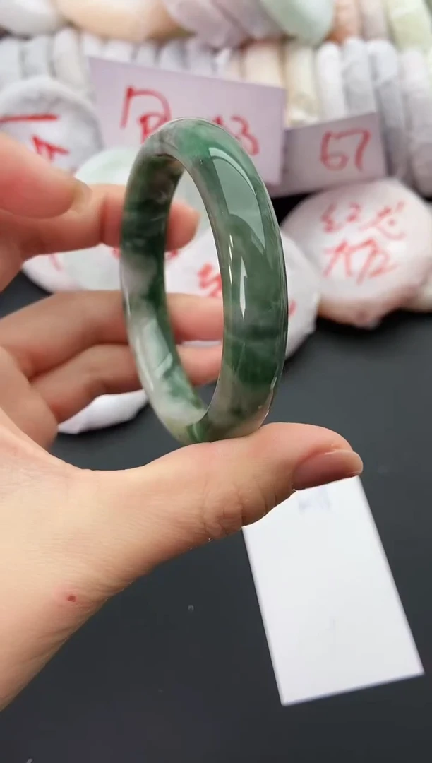 未镶嵌手镯石英质玉K5-57-58