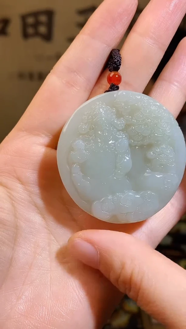 和田玉未镶嵌颈饰1