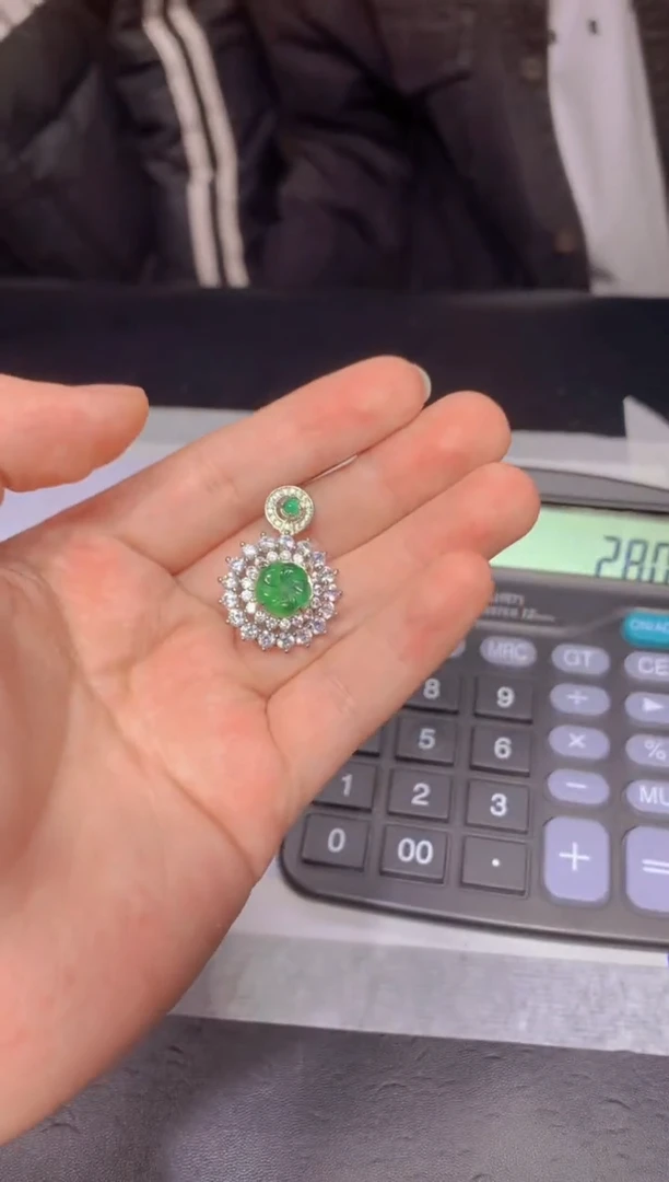 【闪购商品】定制翡翠未镶嵌49定制翡翠多样性发其一