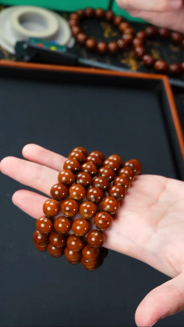 紫金鼠手串油核光珠11+     10692