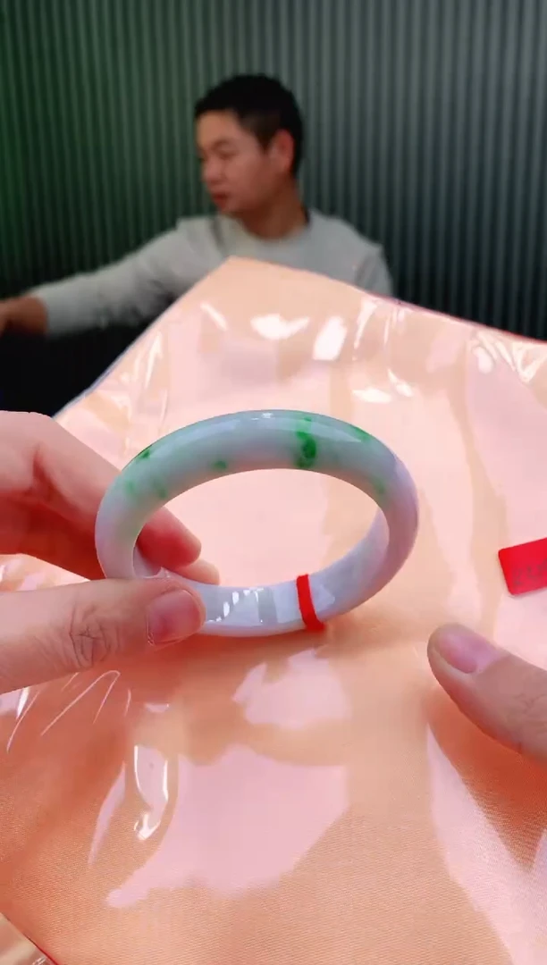 未镶嵌手镯翡翠54