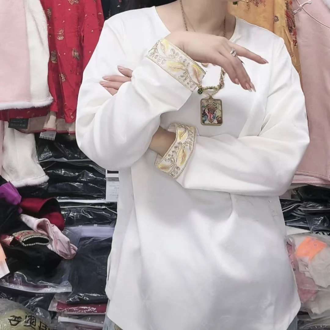 【西红柿】新年款新中式国风红色打底衬衫国风钉珠袖口上衣女