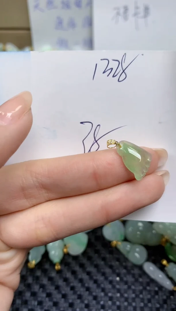 【闪购商品】翡翠颈饰18K金镶嵌天然缅甸A货翡翠