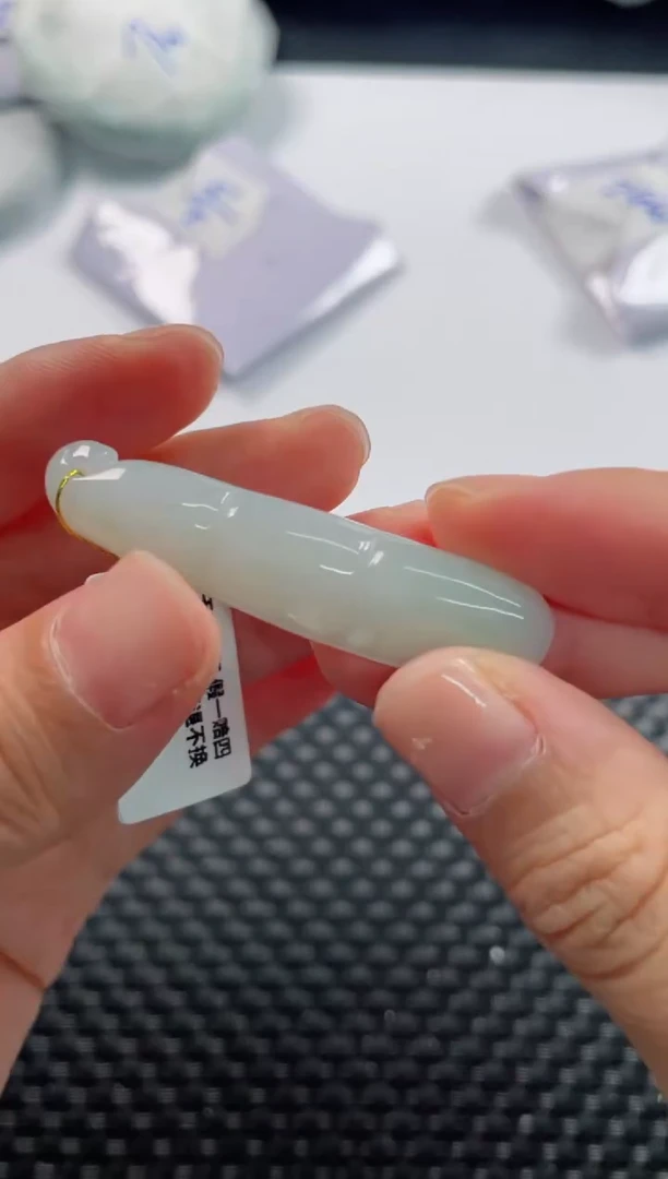 颈饰未镶嵌翡翠2337 豆子
