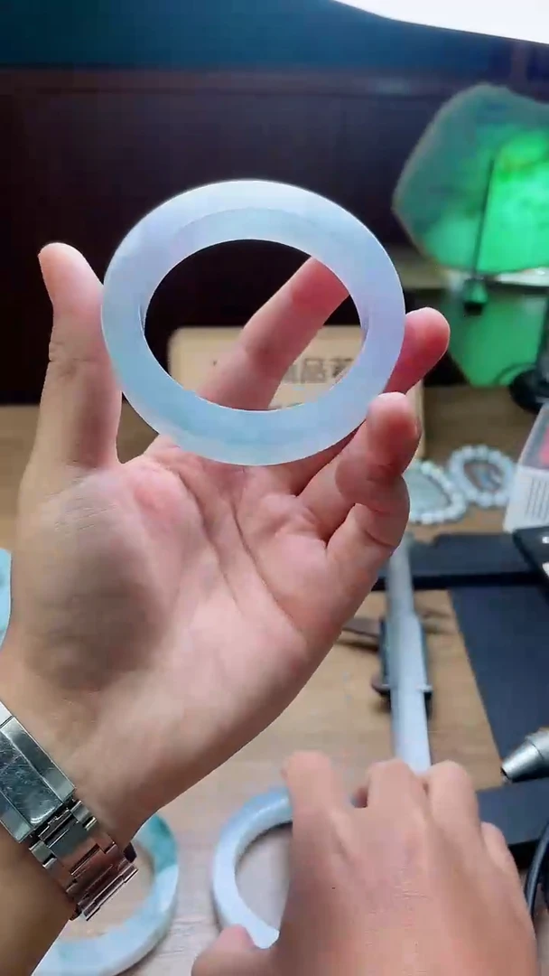 定制翡翠手镯未镶嵌雪*定制