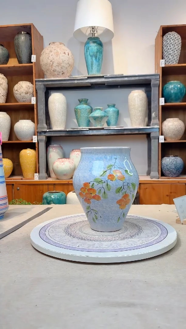 瓶孤品 手绘陶瓷花瓶  a797