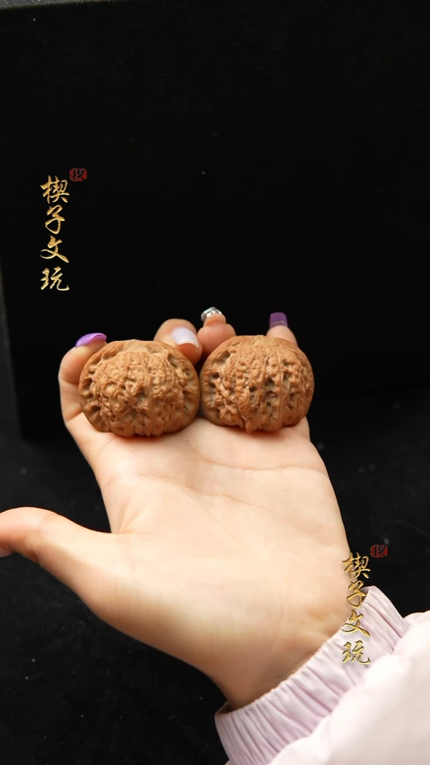 把件文玩核桃血麒麟40mm