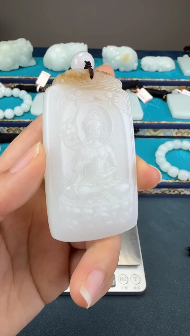 颈饰未镶嵌和田玉1