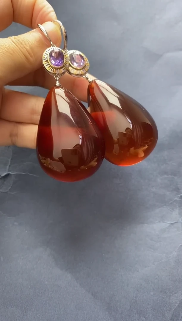 裸石琥珀未镶嵌耳坠