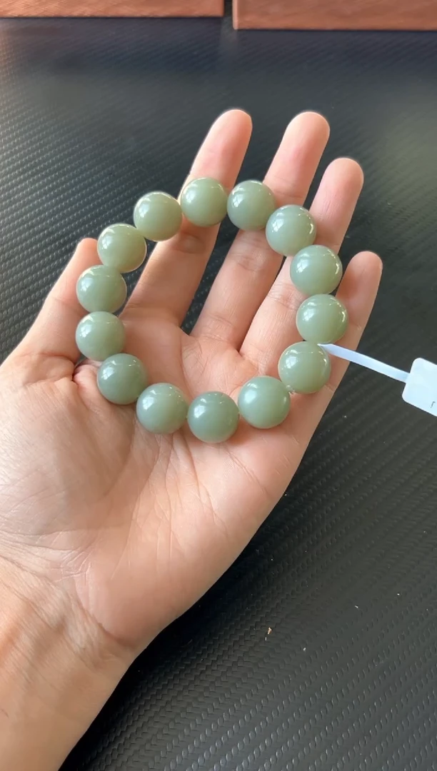 未镶嵌手串和田玉且末微色差且末蓝卡16j