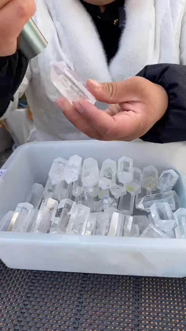 【闪购商品】水晶柱子未镶嵌白水晶柱子D705多样性发其一40-50