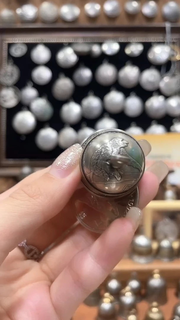 听*客利比里亚生肖猴