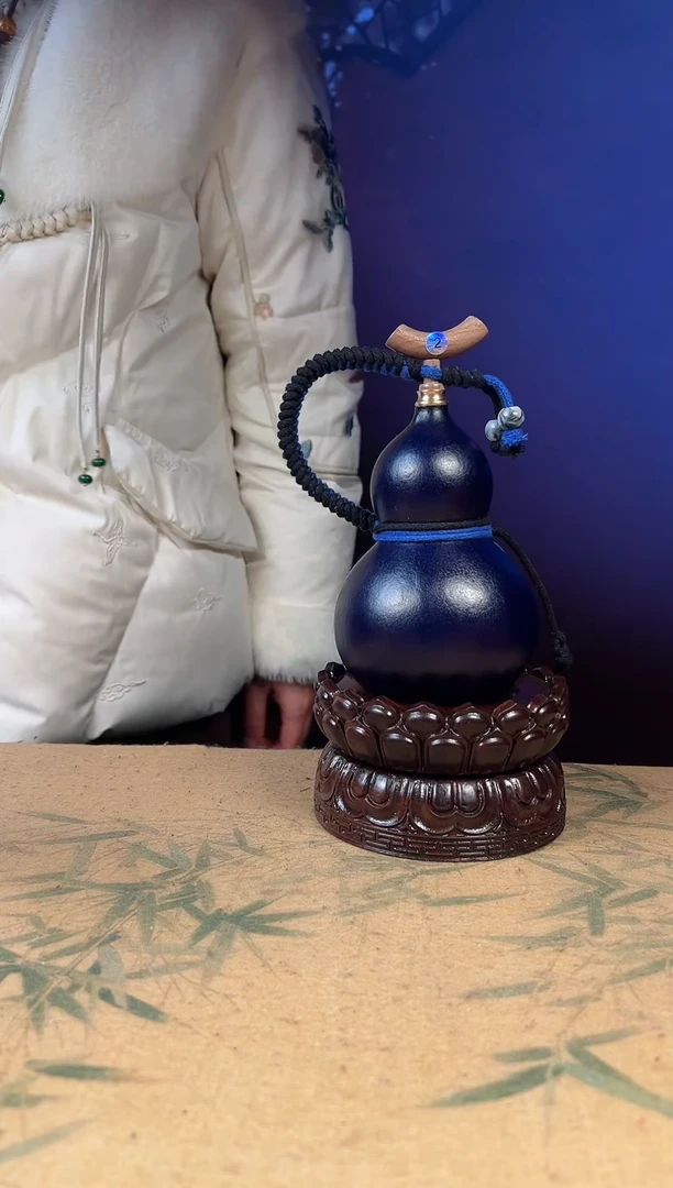 【闪购商品】52--大漆酒葫芦----300ML