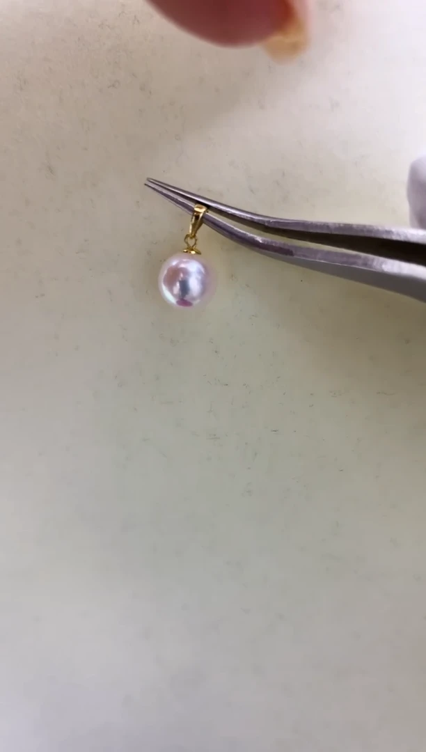 18K金镶嵌DA海水珍珠 akoya吊坠8-8.5MM GD152