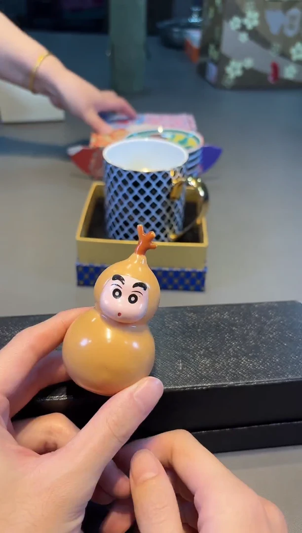 乡黑 小新全球仓小新全球仓小新全球仓