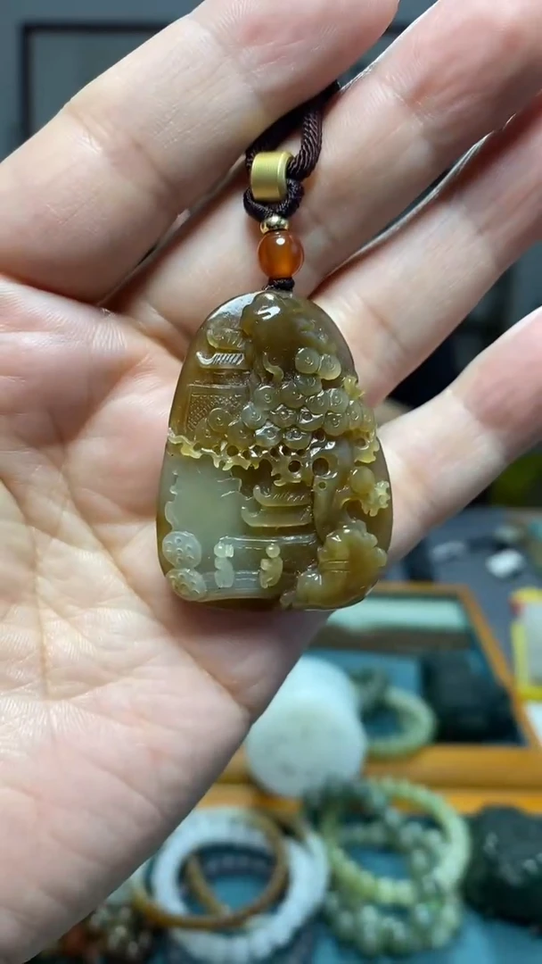 颈饰未镶嵌和田玉4