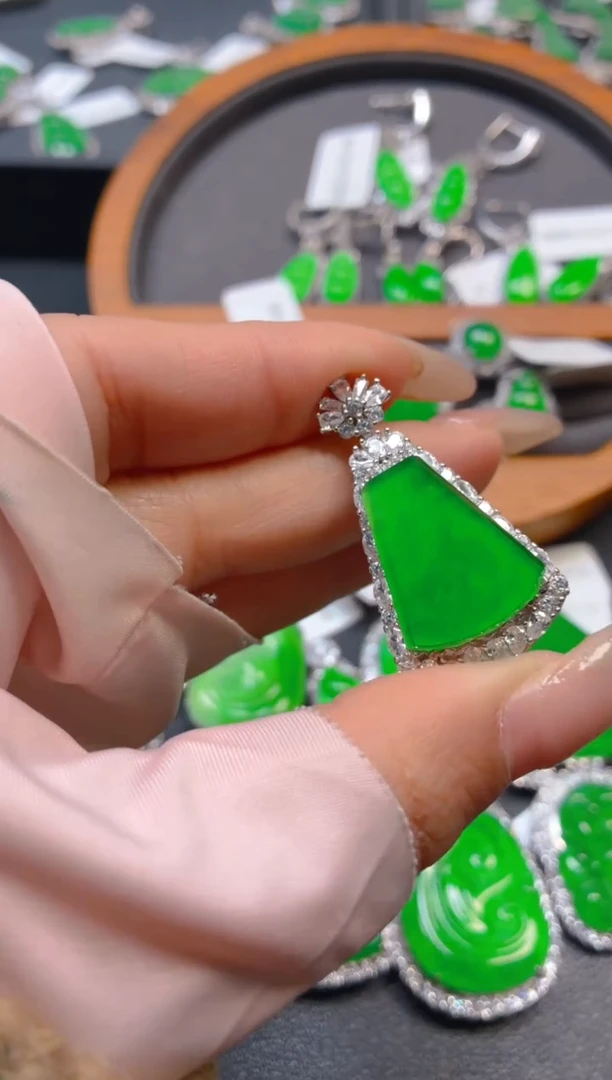 吊坠(不含链)银S925镶嵌翡翠1