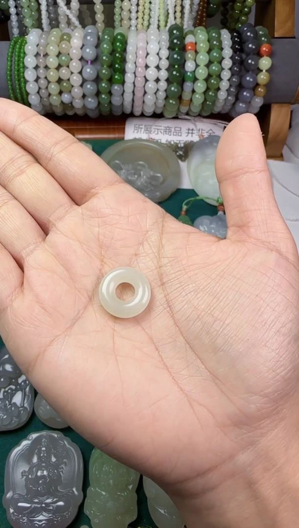 【闪购商品】和田玉无未镶嵌圆环