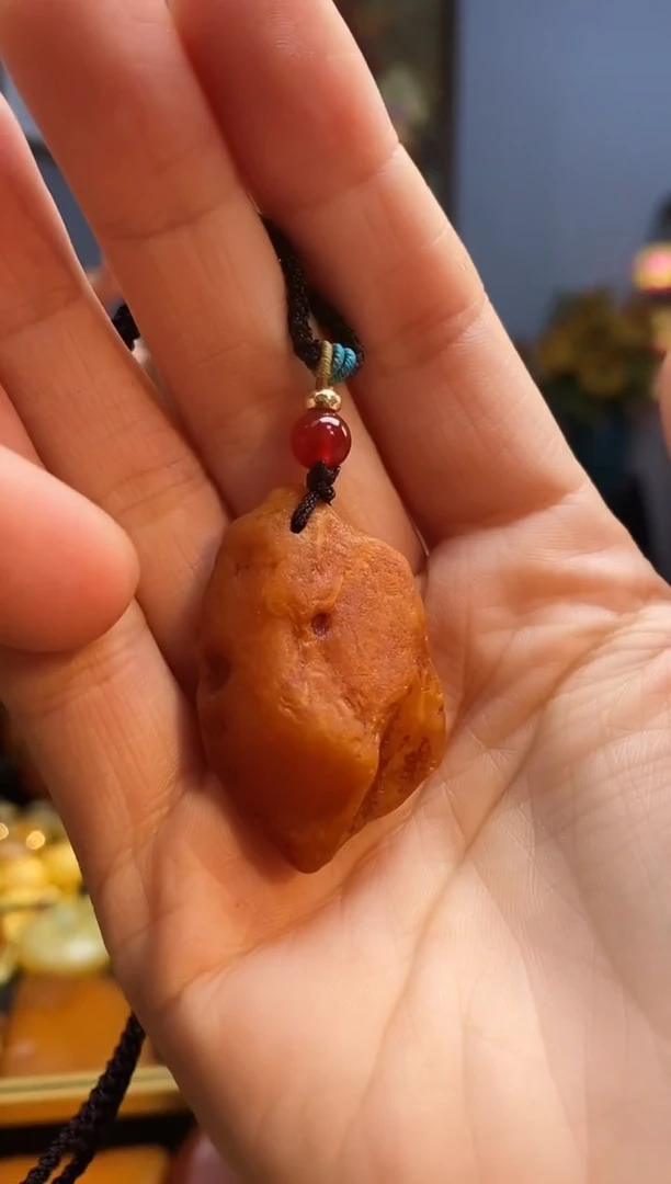 琥珀颈饰未镶嵌挂件