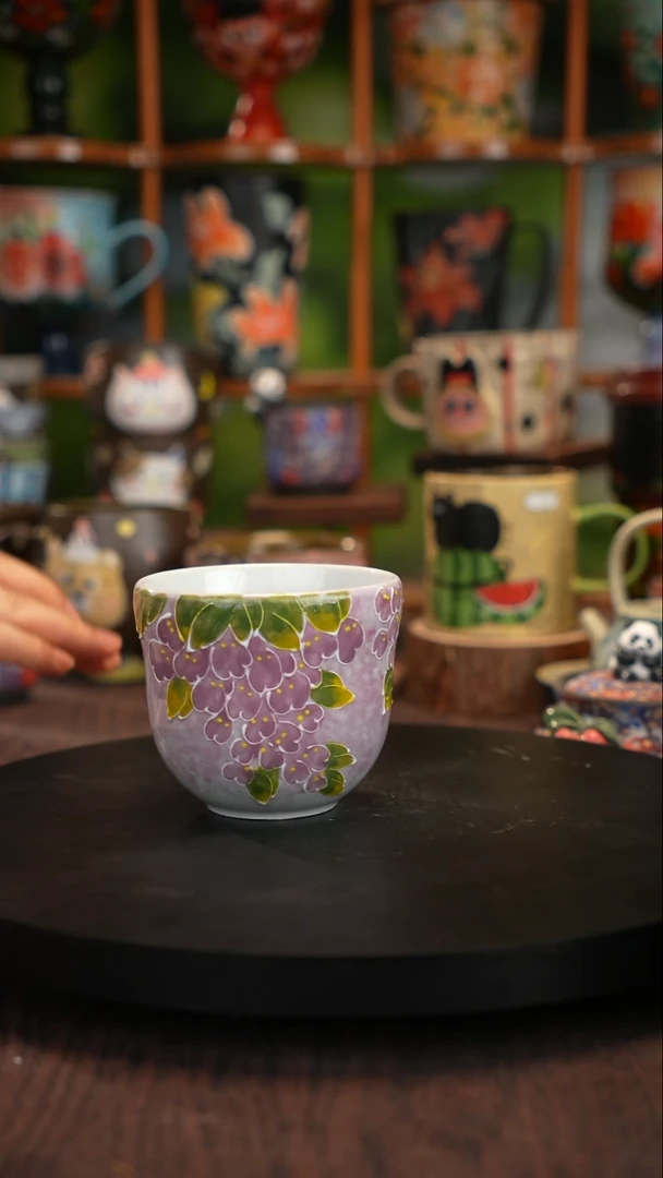 釉下手绘陶瓷杯子
