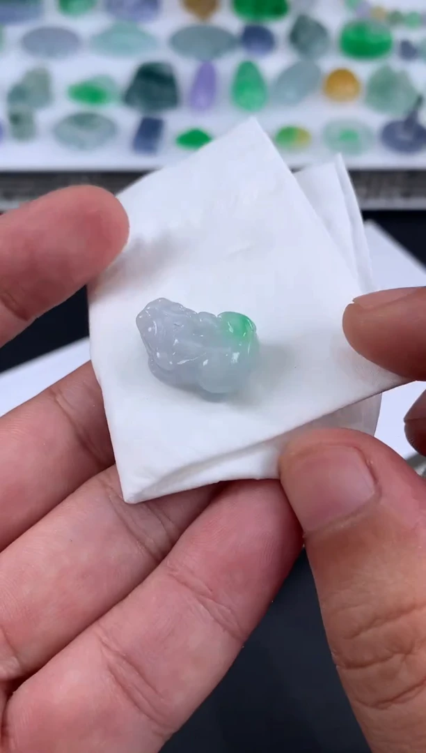 未镶嵌定制翡翠翡翠