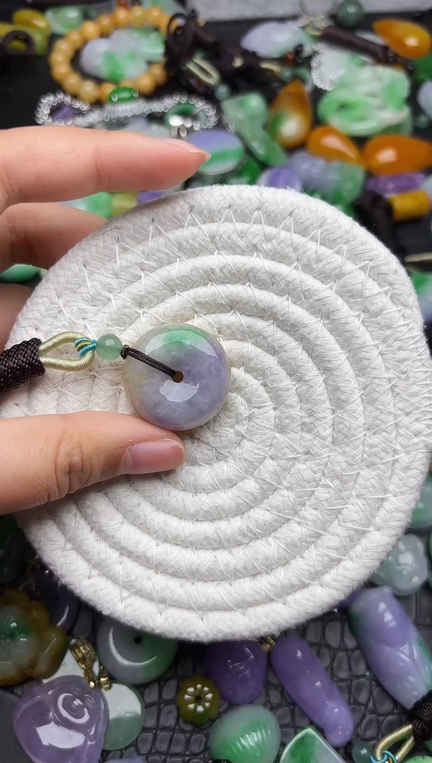 颈饰未镶嵌翡翠缅甸翡翠吊坠