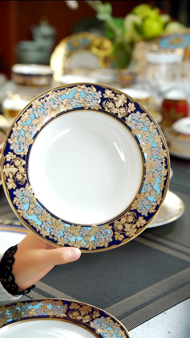 瓷片8.5英寸草帽盘  1个