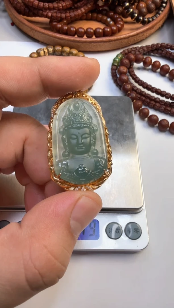 【闪购商品】翡翠吊坠(不含链)18K金镶嵌翡翠