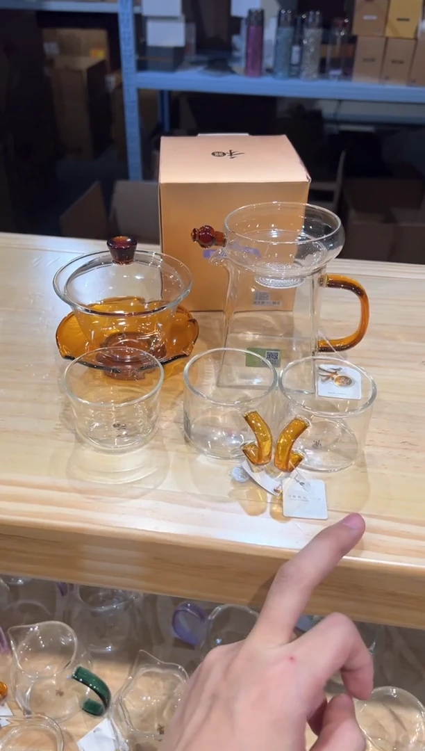 禾器-荷叶盖碗-琥珀色+瀚然琥珀+奉珠滤网琥珀+清禾杯琥珀2只