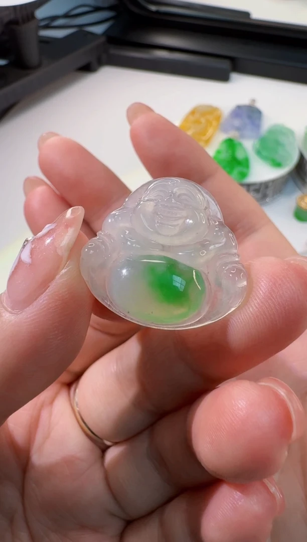 颈饰未镶嵌翡翠缅甸A货翡翠