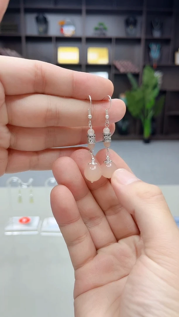 未镶嵌耳饰玛瑙/玉髓338000