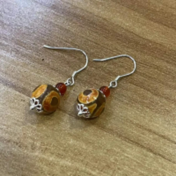 牙黄玛瑙珠珠耳环406