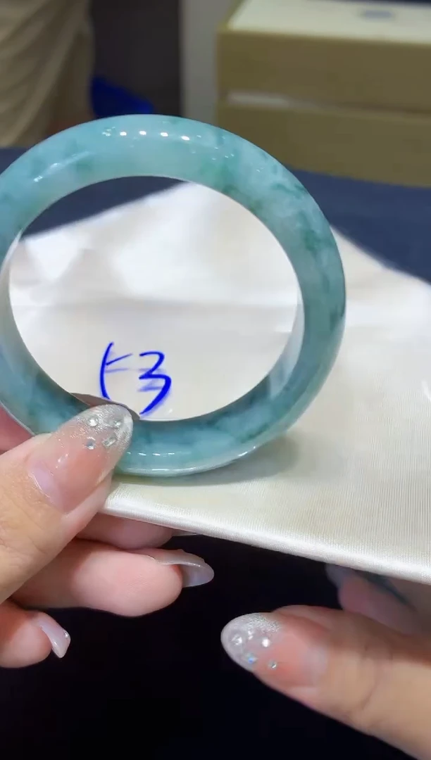 未镶嵌手镯翡翠翡翠手镯53