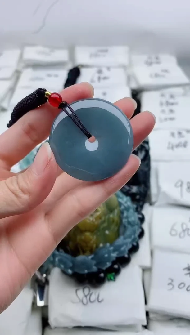 颈饰未镶嵌翡翠8