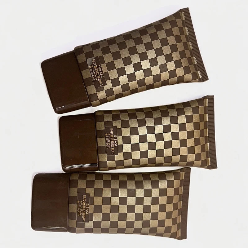 INBAS粉底液持久