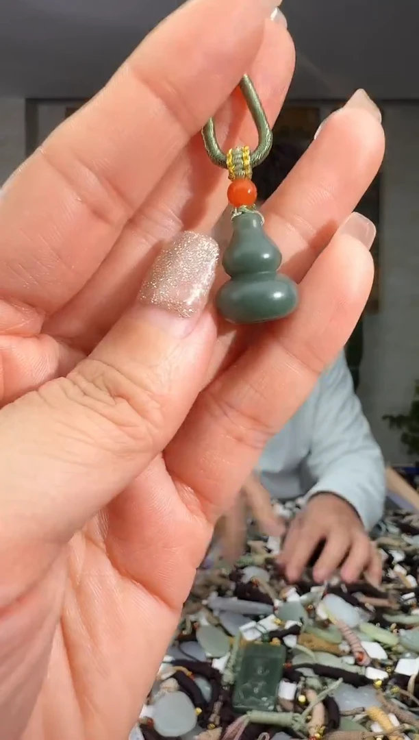 颈饰未镶嵌和田玉拍一发一多样性发货