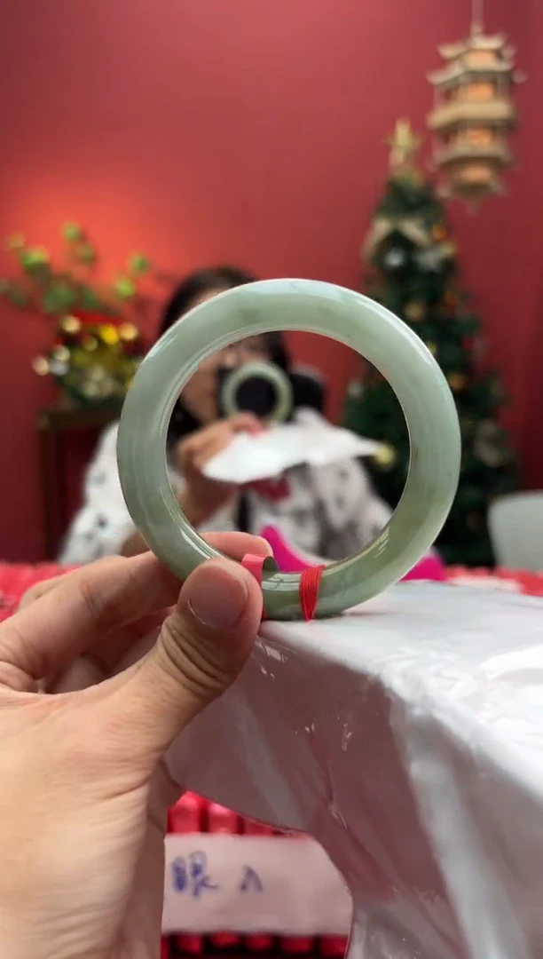 未镶嵌手镯（圆镯）翡翠翡翠手镯9