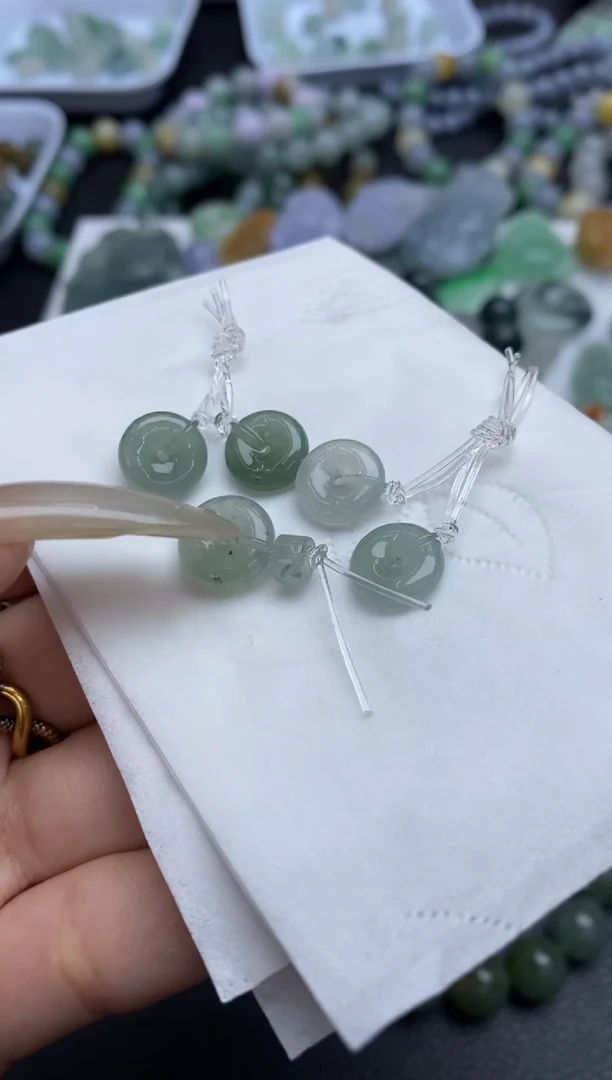 未镶嵌定制翡翠翡翠毛货~