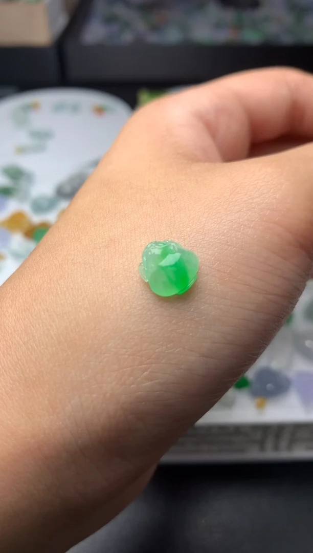 定制翡翠未镶嵌毛货