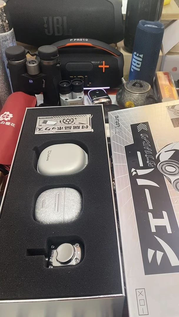 瓷片闪购商品 如图所示