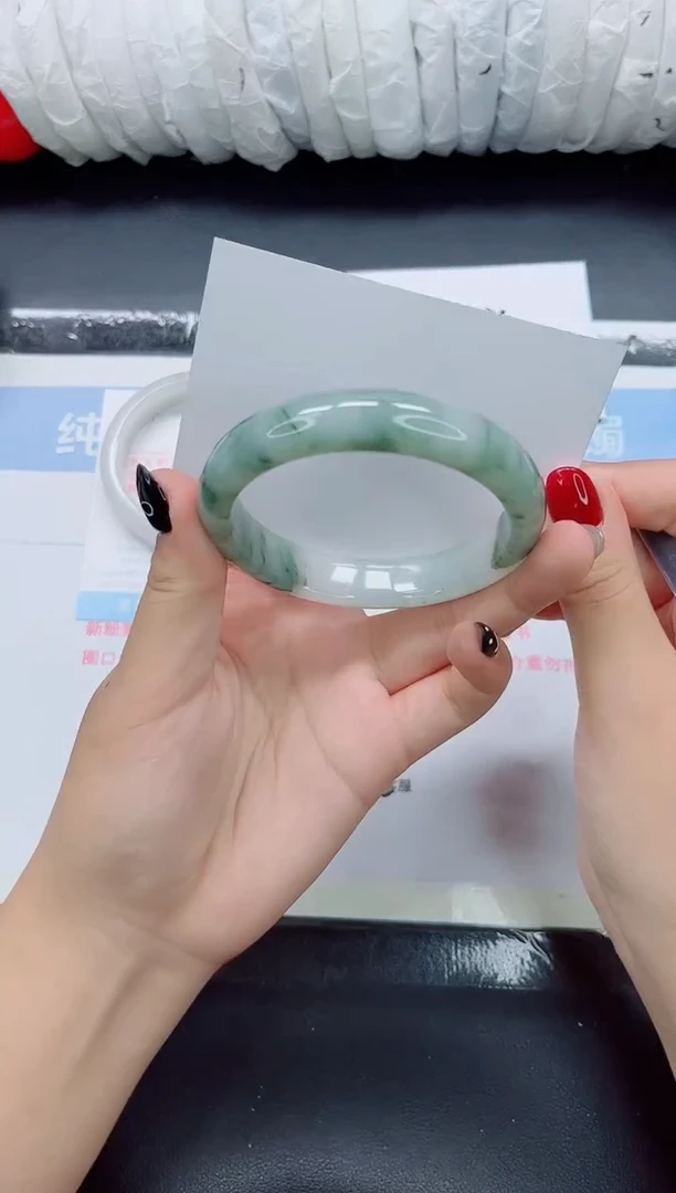 未镶嵌手镯石英质玉035-圈口60