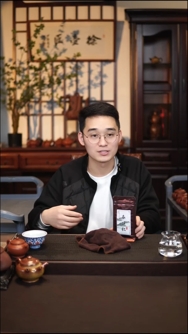 茶壶紫砂紫砂源头精品手工作品33538+春涧红茶叶一包