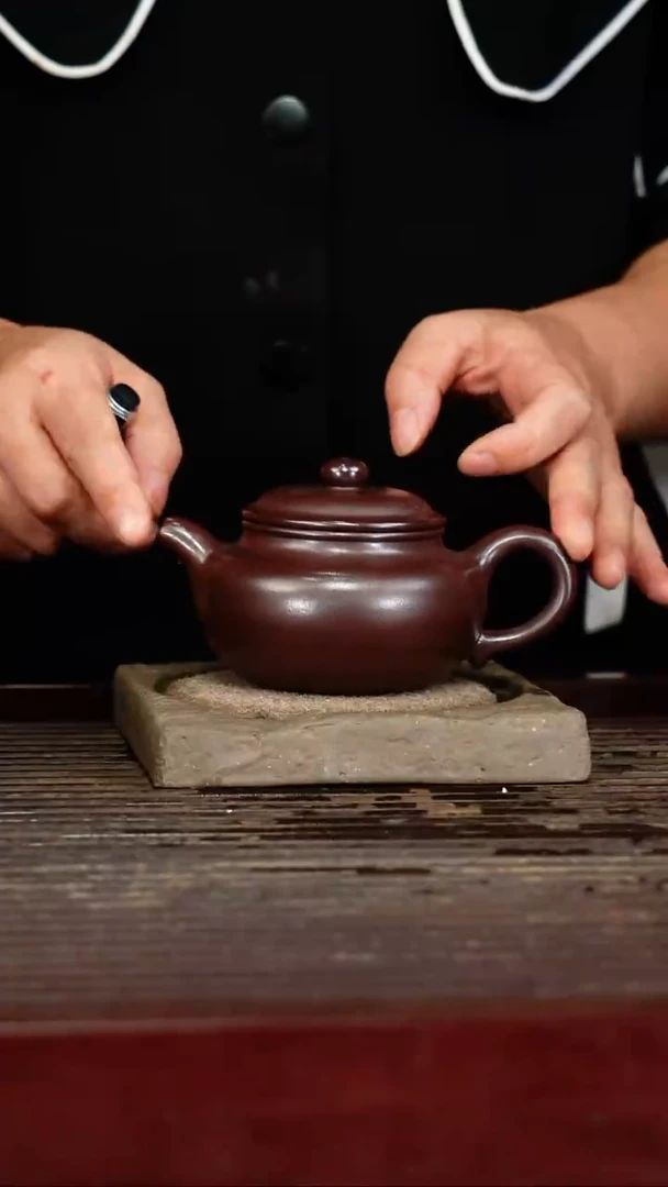 宜兴原矿紫砂壶茶壶宜兴原矿紫砂壶茶壶200C