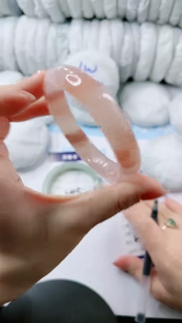 【闪购商品】石英质玉手镯未镶嵌多样性发货L46