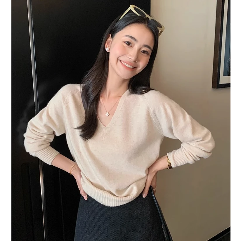 顺仕羊秋冬季羊毛衫内搭打底衫女V领纯色宽松套头毛衣羊绒针织衫