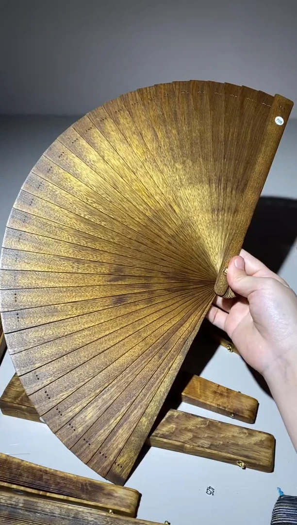 金丝楠青****司24cm金丝楠木小叶桢楠扇704