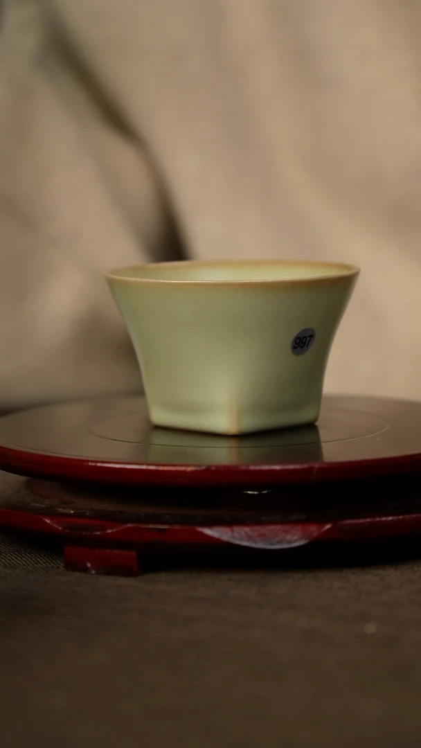 全品  粉青 天圆地方 带底款